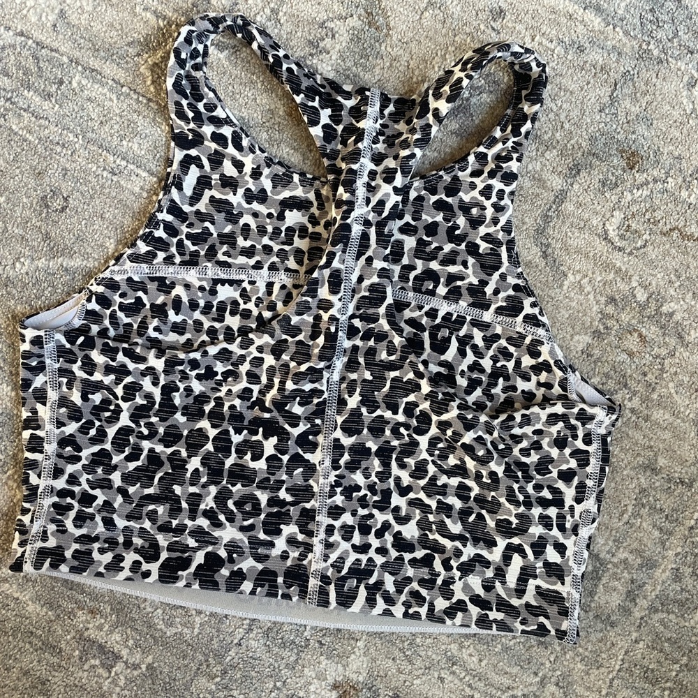 Outdoor Voices TechSweat Crop Top Sports Bra - Picture 3 of 4